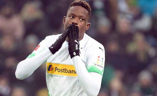 Zakaria: “Non so se lascio il Gladbach”. Il Napoli tornerà all’assalto?