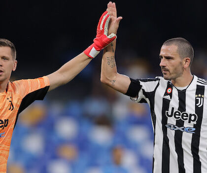 La Stampa: lo Stadium urla ‘tirate fuori i coglioni’, ma la Juve scappa negli spogliatoi 