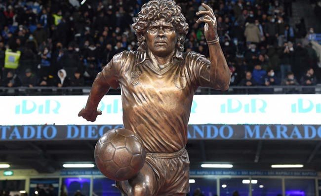 La lettera di De Giovanni dedicata a Maradona. Il testo integrale