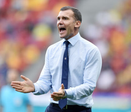 Shevchenko: «Contro il Milan sarò emozionato, ma ho promesso ai tifosi del Genoa che farò il massimo per loro»