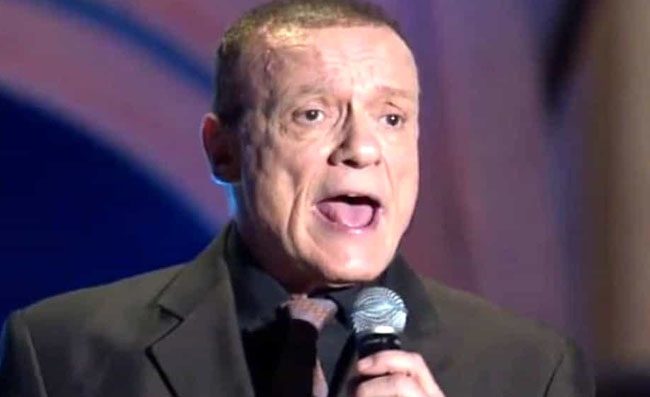 Massimo Ranieri: “Da bambino mai avuto un regalo a Natale, eravamo poveri”