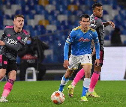 Lozano sottoposto a nuovi esami, tutti negativi. Il Napoli: sarà monitorato nei prossimi giorni