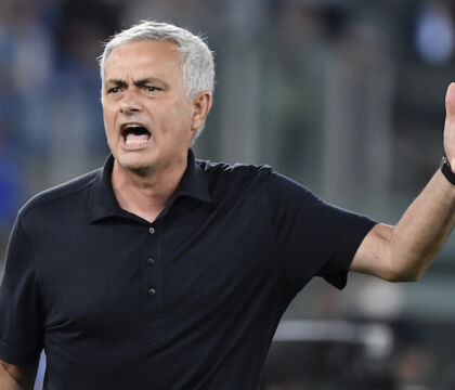 Mourinho: «Nessuna divergenza con club e direttore. Sono felice di essere a Roma»
