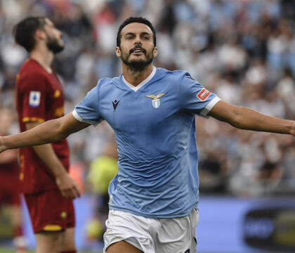 Pedro segna ancora ma la Lazio è sull’1-1 a Venezia. Bologna avanti 2-0 col Sassuolo