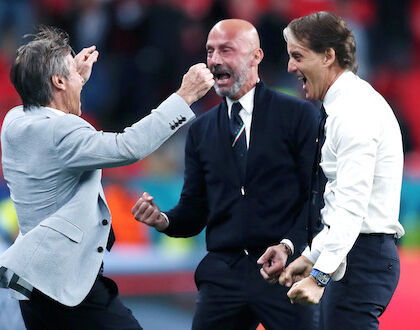 Vialli: «Il tumore è ancora con me, spero possiate sopportarmi ancora per tanti anni»