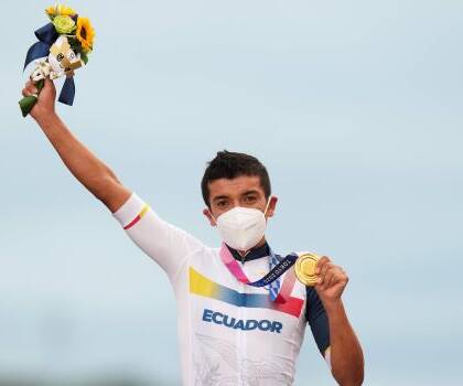 Carapaz: «A 12 anni mi alzavo alle 5 per mungere le mucche, così mi sono formato»