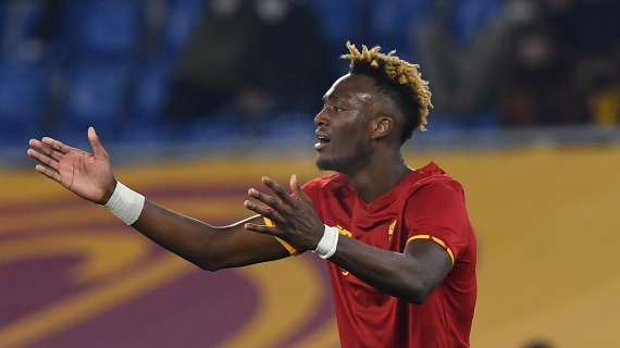 La Roma vince ad Empoli: prima domina, poi rischia di rovinare tutto e finisce 4-2