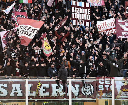 Quanto è a rischio Napoli-Salernitana? Si gioca il 23, due calciatori sono positivi dal 14, tre dal 15 gennaio