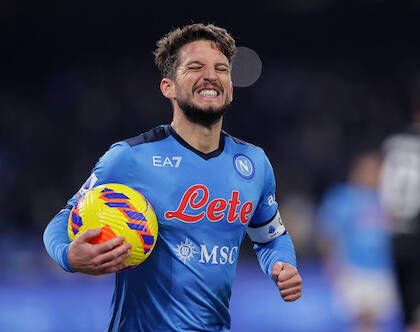 Sky: Il Napoli alle 16:00 parte regolarmente per Torino, non sono attesi provvedimenti dell’Asl