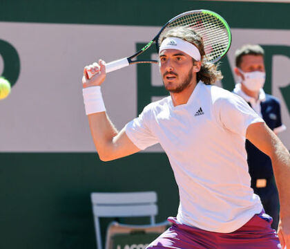 Tsitsipas: «Medvedev non è la più matura delle persone. Non so quanto a lungo possa correre così»