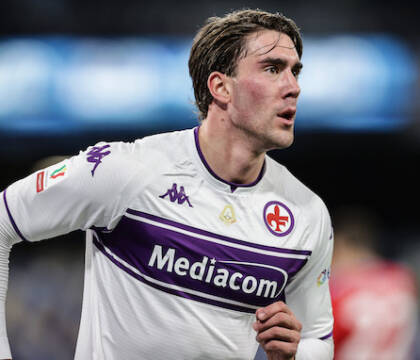 Vlahovic alla Juve, alla Continassa attimi di tensione nella trattativa per le commissioni agli agenti