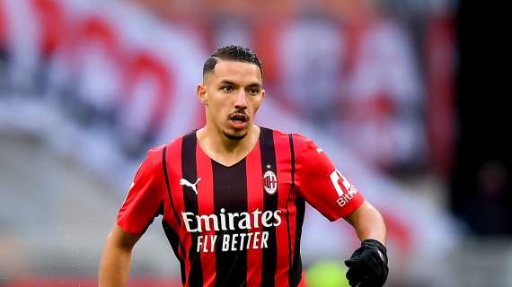 A differenza di Ounas, l’algerino Bennacer è già rientrato al Milan e punta la Juve