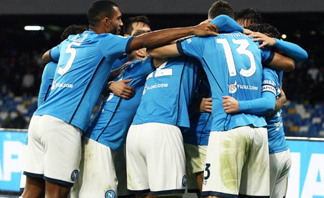 “Napoli, due nuovi positivi nel gruppo squadra!”. Il Napolista: “C’è ansia, uno è recidivo”