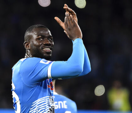 Gazzetta: Koulibaly festeggia in Senegal la Coppa d’Africa, il rientro a Napoli potrebbe slittare