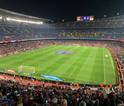 Il Camp Nou si chiamerà “Spotify”, al Barcellona 280 milioni. Terremoto nel club