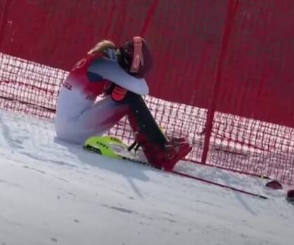 Le Olimpiadi nere di Mikaela Shiffrin: «Mi piacerebbe chiamare papà»