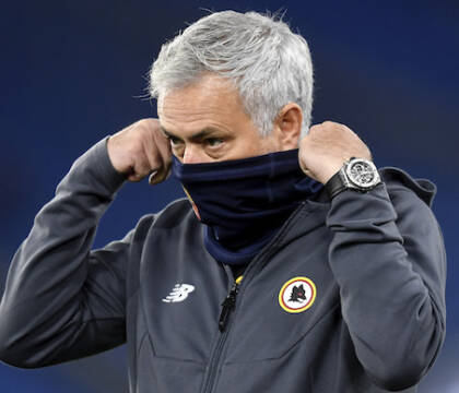 Mourinho ai giocatori della Roma: «Vi siete cagati sotto, siete senza palle, andate a giocare in Serie C»