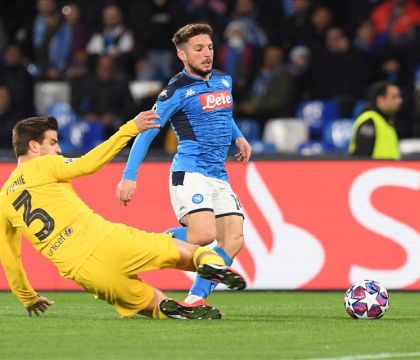 Neanche il Barcellona scalda i tifosi del Napoli, fin qui venduti meno di 9mila biglietti