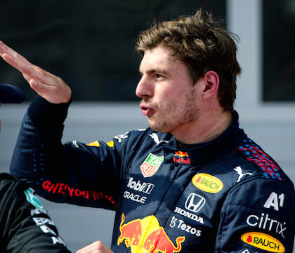 Verstappen e quel pazzo ultimo giro ad Abu Dhabi: «Avevo gli spasmi, un altro giro e non avrei vinto»