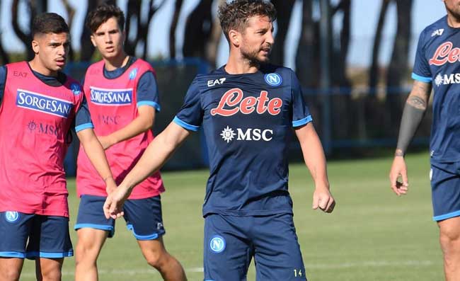 Fabian Ruiz lotta con la pubalgia, novità Mertens. Ultime su Tuanzebe, Malcuit e Juan Jesus