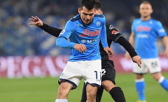 Lozano non è incedibile, piace in Spagna: De Laurentiis ha fissato il prezzo