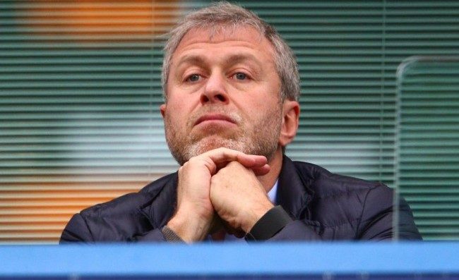 Chelsea, sanzioni contro Abramovich. Boris Johnson spiega: “Evidenti legami con Putin”