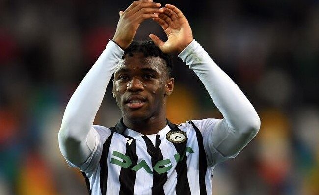 Napoli, caccia al terzino: il nome nuovo è il gioiellino rivelazione dell’Udinese