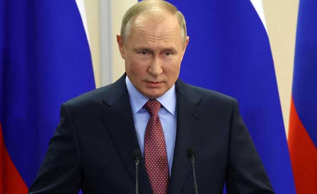 Putin: “L’Occidente vuole distruggere la Russia”