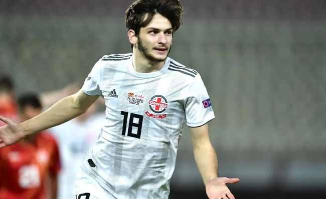 Kvaratskhelia, gol e giocate del nuovo acquisto del Napoli: che dribbling! (VIDEO)