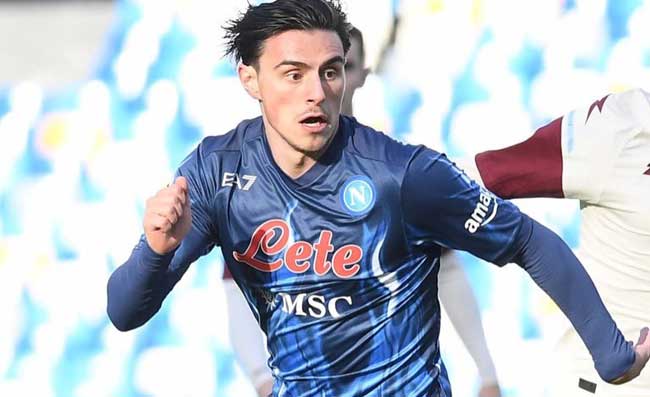 Elmas si diverte durante il compleanno del fratellino: “Calma non mangiare anche me” (FOTO)