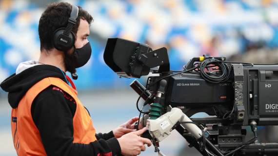 Oggi in TV, non solo il Napoli: c’è anche la B, il posticipo di A e la Liga