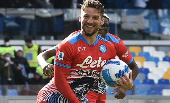 Pastore: “Spalletti dice una cosa non vera. Ho una domanda sul signor Mertens”