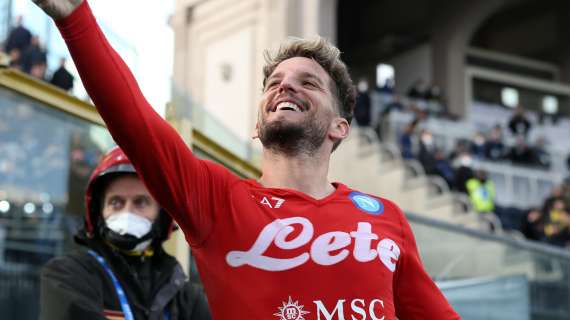 CdS – Mertens, presto il rinnovo sarà ufficiale: due indizi fanno una prova