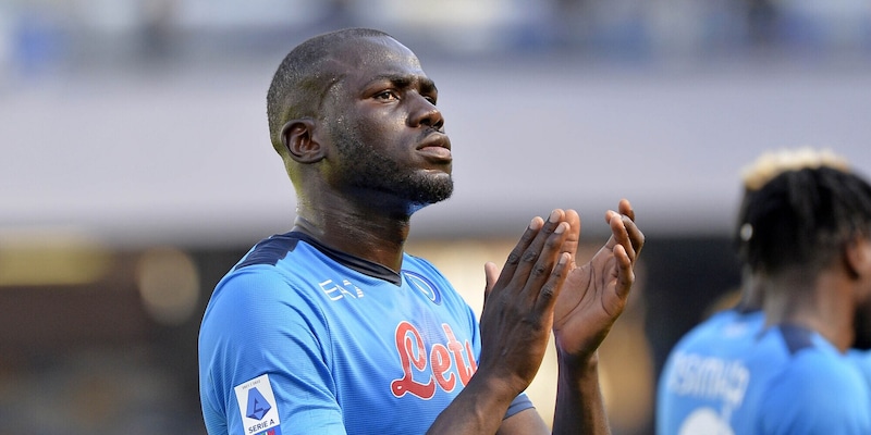 Ex agente Koulibaly: “Il Napoli potrebbe portarlo a scadenza”