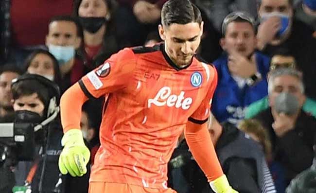 CORRIERE – Meret, futuro sospeso: rinnova solo se va via Ospina