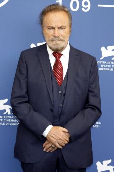 Franco Nero: «Nel cinema in Italia non è facile avere amici, c’è l’invidia e io non faccio parte dei clan»