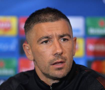 Kolarov annuncia il ritiro dal calcio: «sono grato di essere riuscito a realizzare il mio sogno»