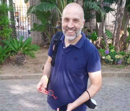Lorenzo Marone: «A Napoli la politica manca da decenni, ho un rapporto molto conflittuale con la città»