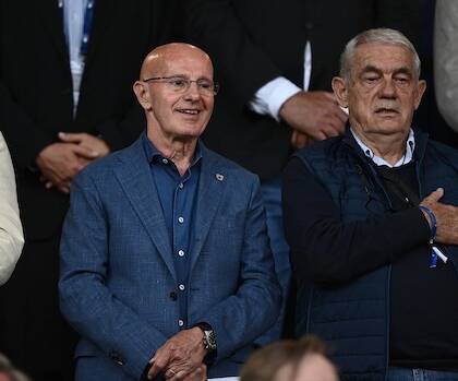 Sacchi: “Attenti agli infortuni, serviranno muscoli forti. Il Napoli comincia con quattro trasferte”