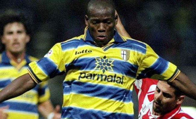 Asprilla: “La mia vita? Feste fino all’alba. Sparai cinque colpi di rivoltella e finii in caserma”