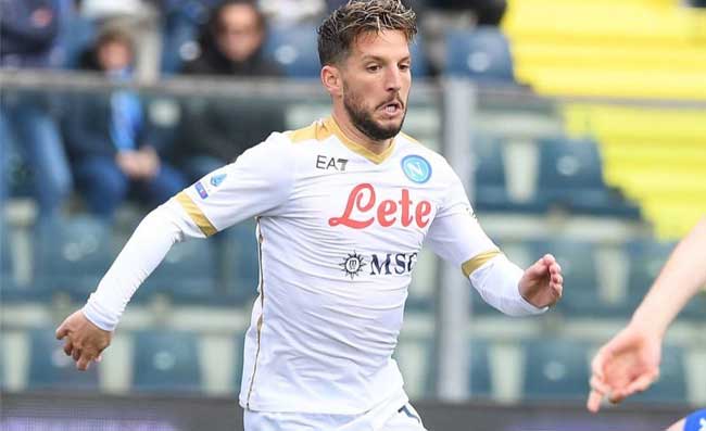 Napoli, il possibile nuovo undici titolare. I tifosi: “Manca solo Mertens”