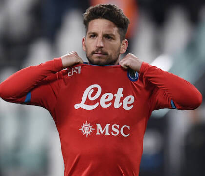 CorSport: Mertens aspetterà ancora qualche giorno il Napoli prima di valutare nuove proposte