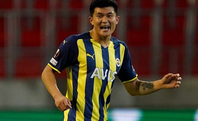 Kim-Napoli, contratto di oltre 100 pagine. Si valuta durata 3 o 5 anni con clausola rescissoria