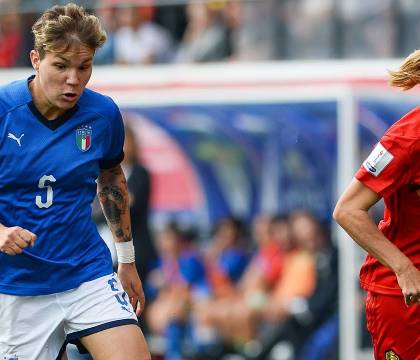 Linari: «L’Italia considera il calcio non adatto alle signorine eppure non ci buttiamo per contatti inesistenti»