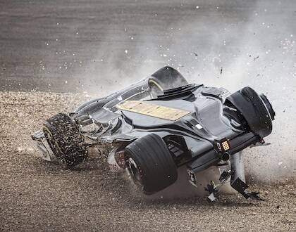 Zhou e l’incidente di Silverstone: «Ero lucido, ho tolto le mani dal volante e mi sono fatto piccolo piccolo»