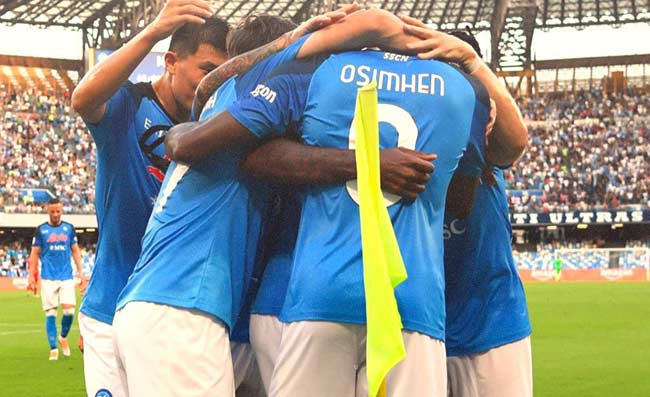 Napoli-Monza: azzurri penalizzati, ma (quasi) nessuno ne ha parlato