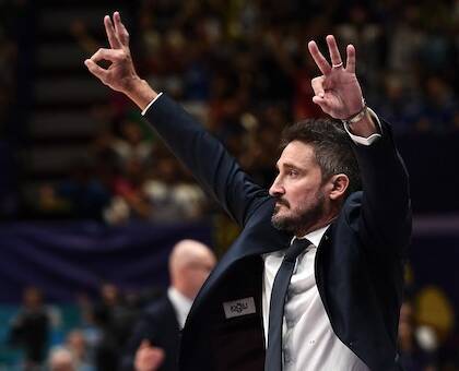 Europeo basket, Italia ai quarti. Pozzecco: «Ho dato la mia carta di credito ai ragazzi per festeggiare»