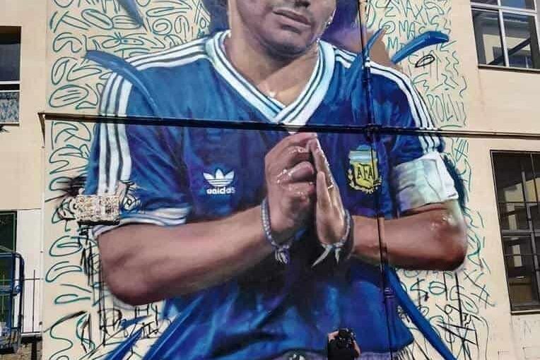 Murales a Maradona: al Pompei Street festival il nuovo murales