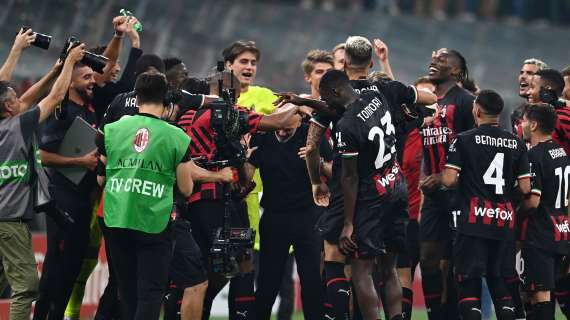 VIDEO – Il derby è del Milan, Giroud e Leao puniscono gli errori dell’Inter: gli highlights