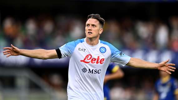 Zielinski al 45′: “Inizio difficile, poi siamo venuti fuori. Ora dobbiamo vincere!”